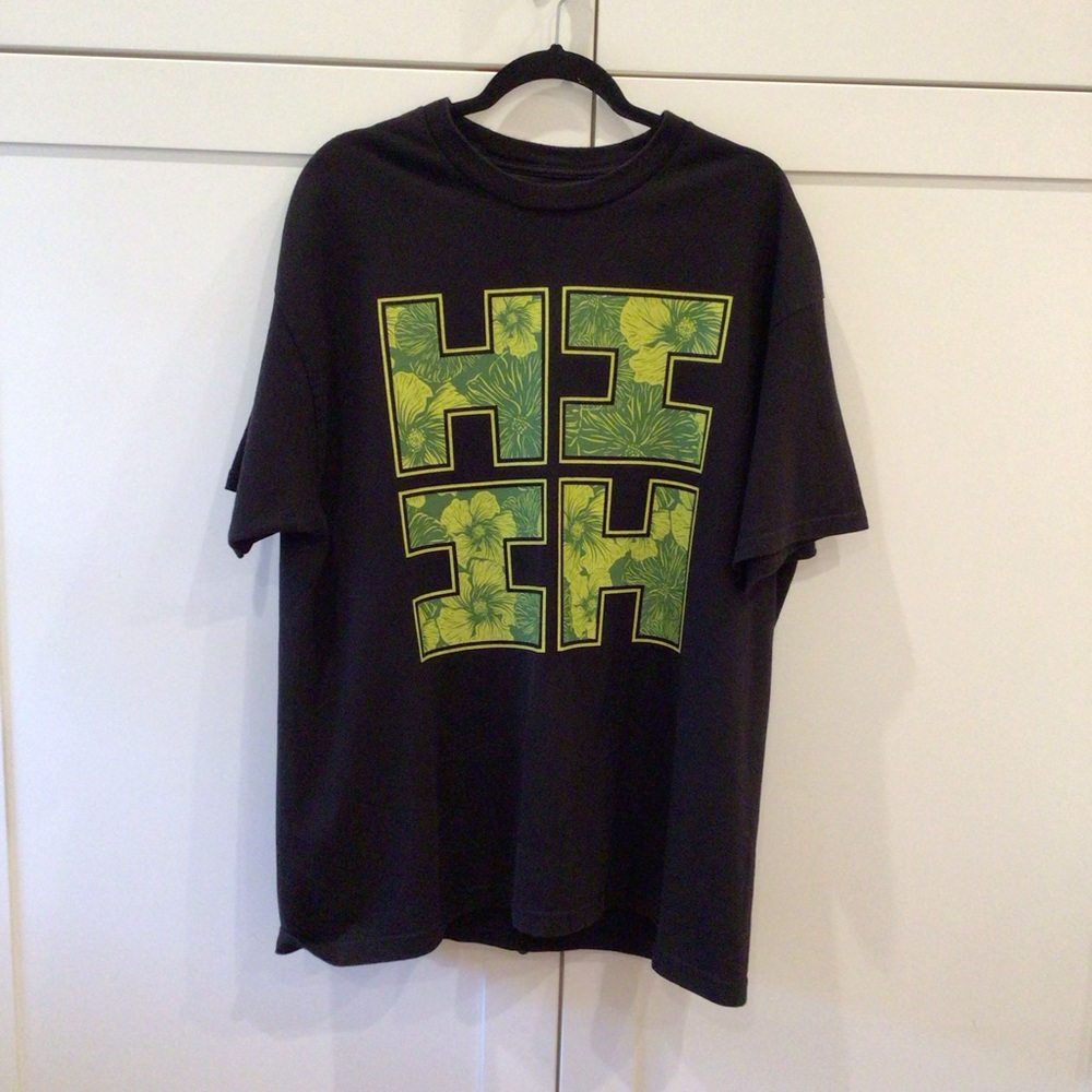 Hawaii Finest Men’s Tee Size XL